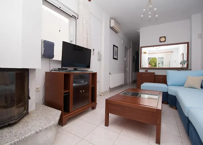 Alexger House View *